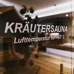 Elements Zell Am 公寓式酒店