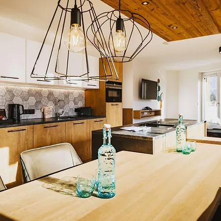 公寓式酒店 Elements Zell Am See; Bw Signature Collection 滨湖采尔
