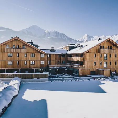 アパートホテル Elements Zell Am See; Bw Signature Collection 4*