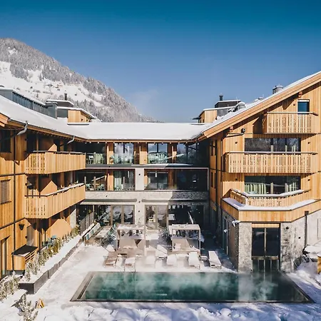 Elements Zell Am See; Bw Signature Collection 4* ツェル アム ゼー