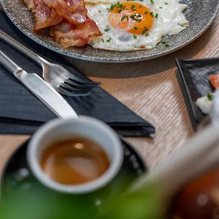 Elements Zell Am Aparthotel 4*