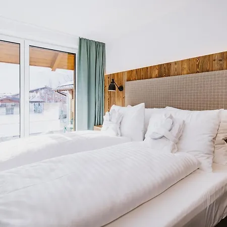Elements Zell Am 4*
