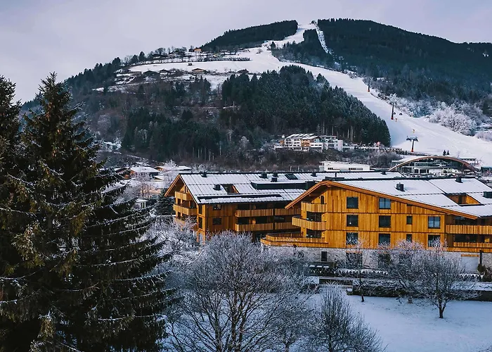 Ξενοδοχείο με διαμερίσματα Elements Zell Am 4*