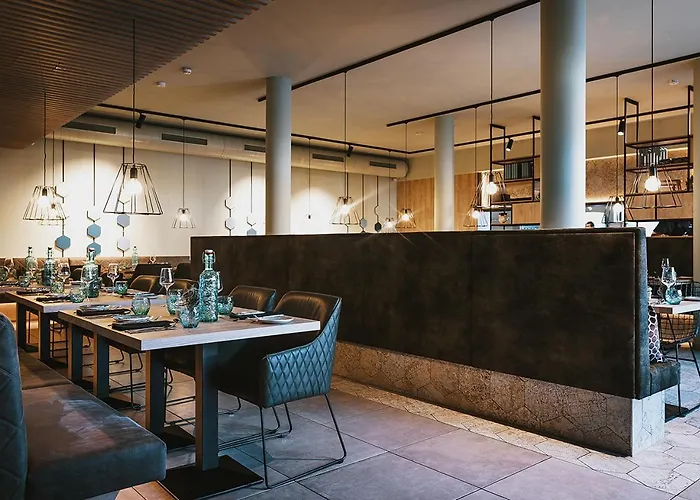 Elements Zell Am Aparthotel 4*