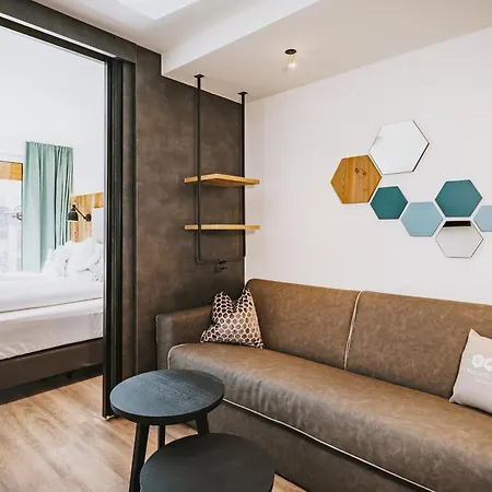 Elements Zell Am Апарт-отель 4*