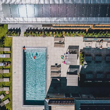 Elements Zell Am Целль-ам-Зе