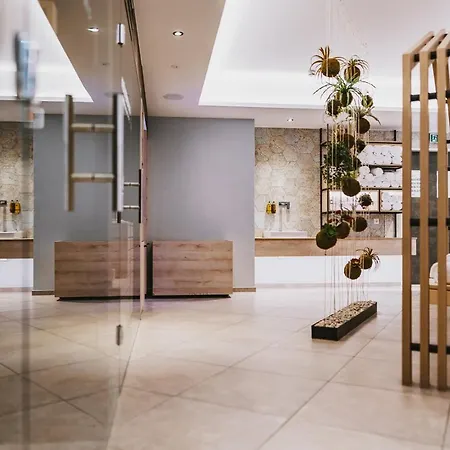 Elements Zell Am Апарт-отель Целль-ам-Зе