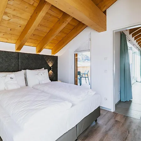 Апарт-отель Elements Zell Am Целль-ам-Зе