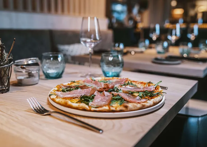 Aparthotel Elements Zell Am 4*